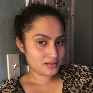 Meet your Posher, Karla